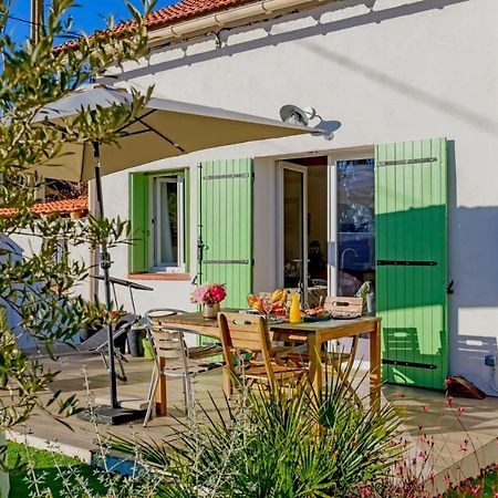 Вилла Le Cabanon De Virginie Сален-де-Жиро Экстерьер фото